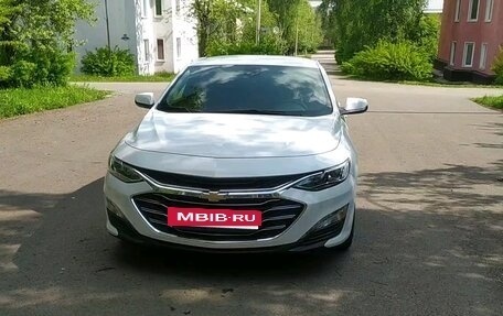 Chevrolet Malibu IX, 2019 год, 2 300 000 рублей, 8 фотография
