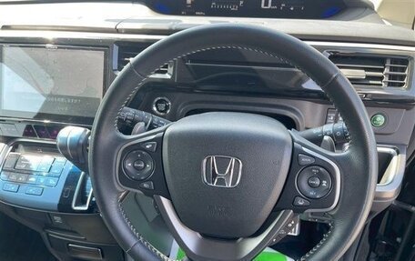 Honda Stepwgn IV, 2022 год, 1 850 000 рублей, 10 фотография