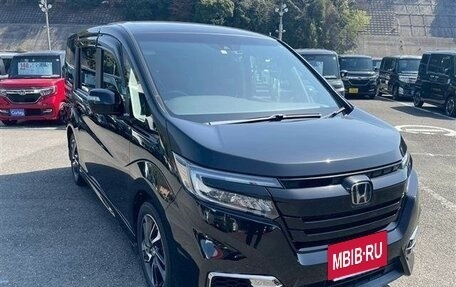 Honda Stepwgn IV, 2022 год, 1 850 000 рублей, 4 фотография
