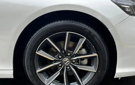 Honda Insight III, 2022 год, 1 810 000 рублей, 7 фотография
