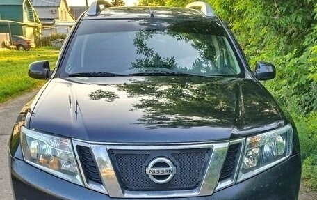 Nissan Terrano III, 2014 год, 910 000 рублей, 2 фотография