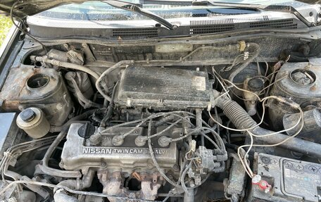 Nissan Primera II рестайлинг, 1998 год, 65 000 рублей, 23 фотография
