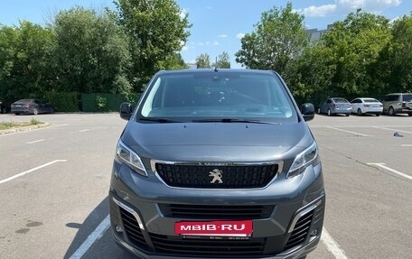 Peugeot Traveller I, 2020 год, 4 000 000 рублей, 2 фотография