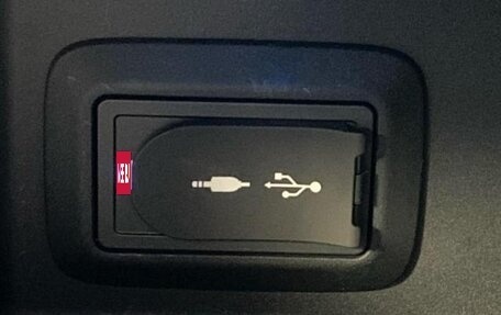 Toyota Harrier, 2021 год, 2 515 000 рублей, 28 фотография