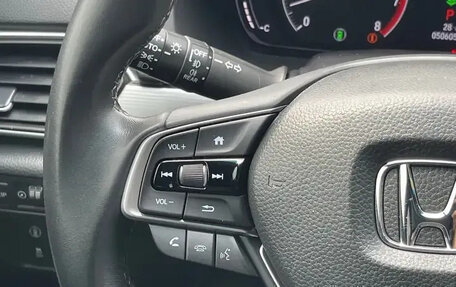 Honda Insight III, 2022 год, 1 860 000 рублей, 15 фотография