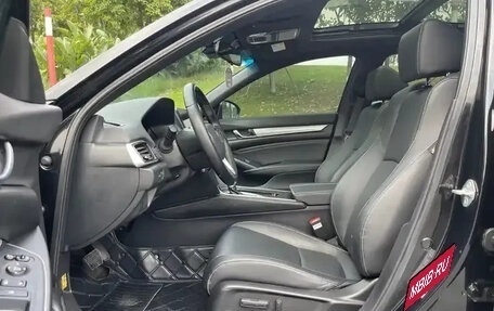 Honda Insight III, 2022 год, 1 860 000 рублей, 23 фотография