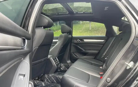 Honda Insight III, 2022 год, 1 860 000 рублей, 27 фотография