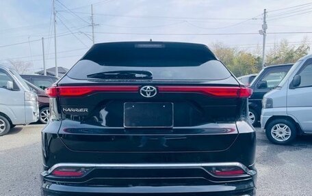 Toyota Harrier, 2022 год, 2 540 000 рублей, 5 фотография