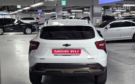 Chevrolet Trax, 2024 год, 2 750 000 рублей, 4 фотография
