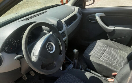 Renault Sandero I, 2014 год, 410 000 рублей, 2 фотография