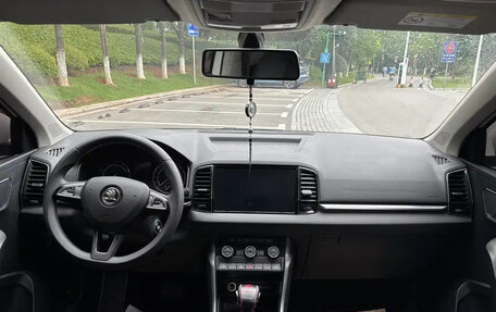 Skoda Karoq I, 2021 год, 1 650 000 рублей, 13 фотография