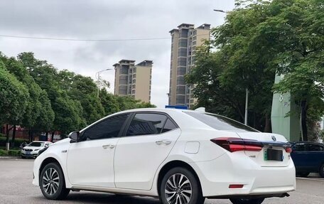Toyota Corolla, 2022 год, 1 571 000 рублей, 6 фотография
