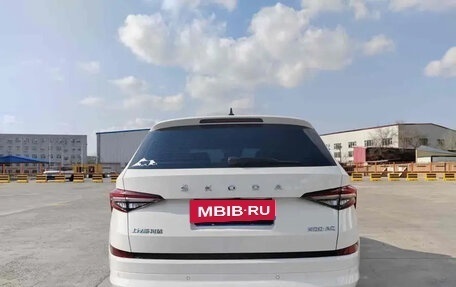 Skoda Kodiaq I, 2022 год, 2 500 111 рублей, 10 фотография