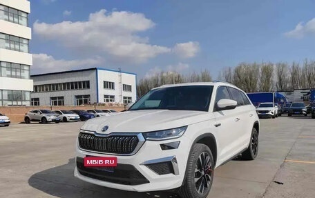 Skoda Kodiaq I, 2022 год, 2 500 111 рублей, 2 фотография