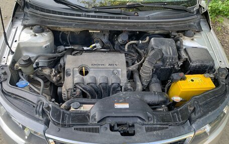 KIA Cerato III, 2010 год, 800 000 рублей, 5 фотография
