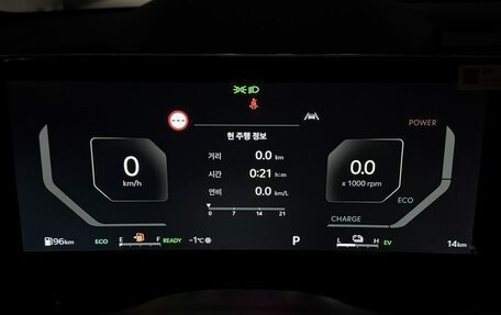 KIA Carnival, 2025 год, 7 800 000 рублей, 19 фотография