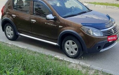 Renault Sandero II рестайлинг, 2013 год, 730 000 рублей, 3 фотография