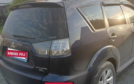 Mitsubishi Outlander III рестайлинг 3, 2011 год, 850 000 рублей, 4 фотография