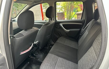 Renault Duster I рестайлинг, 2012 год, 800 000 рублей, 11 фотография