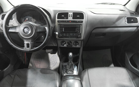 Volkswagen Polo VI (EU Market), 2013 год, 849 000 рублей, 11 фотография