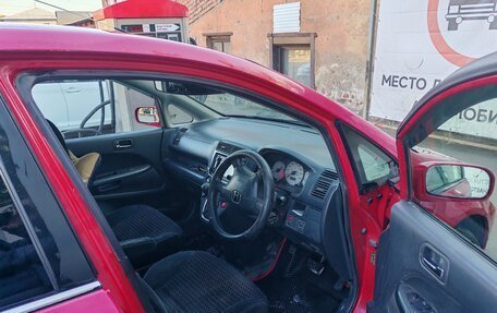 Honda Stream I рестайлинг, 2002 год, 350 000 рублей, 2 фотография