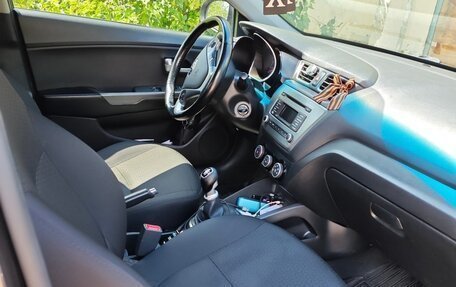 KIA Rio III рестайлинг, 2016 год, 870 000 рублей, 4 фотография
