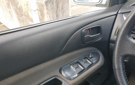 Mitsubishi Lancer IX, 2004 год, 350 000 рублей, 4 фотография