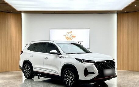 Chery Tiggo 8 Pro, 2022 год, 1 595 000 рублей, 3 фотография