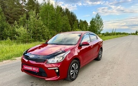 KIA Rio IV, 2017 год, 1 000 000 рублей, 2 фотография