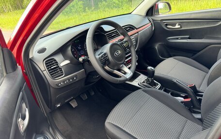 KIA Rio IV, 2017 год, 1 000 000 рублей, 19 фотография