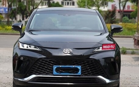 Toyota Venza, 2022 год, 3 800 000 рублей, 4 фотография