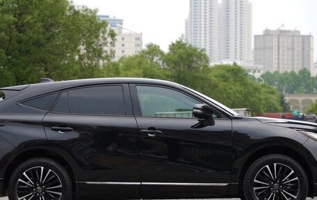 Toyota Venza, 2022 год, 3 800 000 рублей, 13 фотография