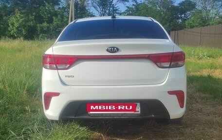 KIA Rio IV, 2018 год, 1 020 000 рублей, 3 фотография