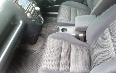 Honda Stream I рестайлинг, 2003 год, 690 000 рублей, 7 фотография