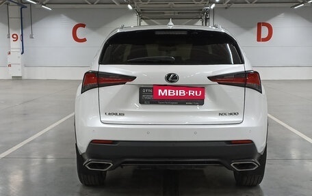 Lexus NX I, 2018 год, 3 700 000 рублей, 6 фотография