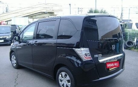 Honda Freed I, 2012 год, 712 000 рублей, 13 фотография