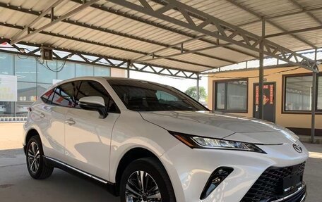 Toyota Venza, 2022 год, 3 690 000 рублей, 6 фотография