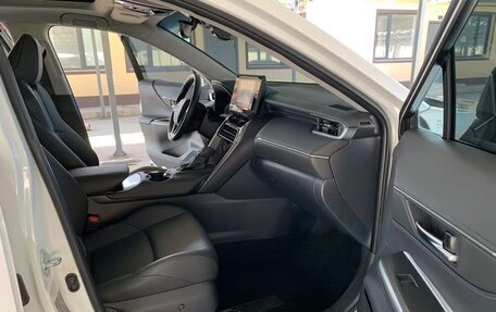 Toyota Venza, 2022 год, 3 690 000 рублей, 15 фотография