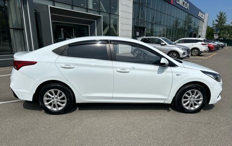 Hyundai Solaris II рестайлинг, 2018 год, 1 385 000 рублей, 10 фотография