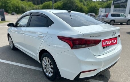 Hyundai Solaris II рестайлинг, 2018 год, 1 385 000 рублей, 7 фотография