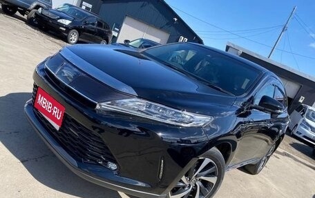 Toyota Harrier, 2020 год, 2 300 000 рублей, 1 фотография
