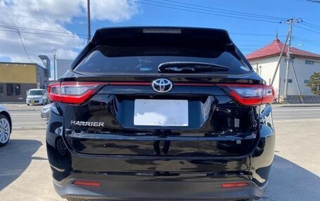 Toyota Harrier, 2020 год, 2 300 000 рублей, 10 фотография