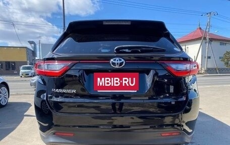 Toyota Harrier, 2020 год, 2 300 000 рублей, 11 фотография