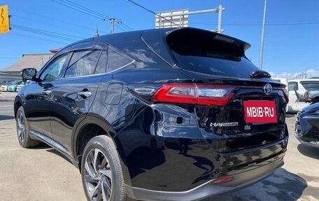 Toyota Harrier, 2020 год, 2 300 000 рублей, 12 фотография