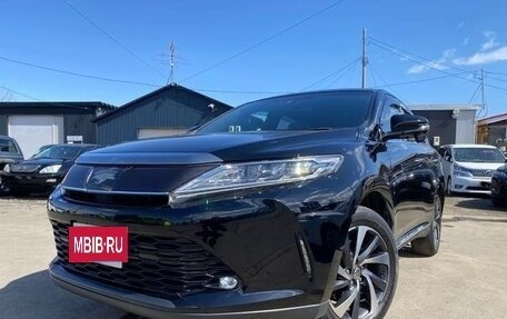 Toyota Harrier, 2020 год, 2 300 000 рублей, 2 фотография
