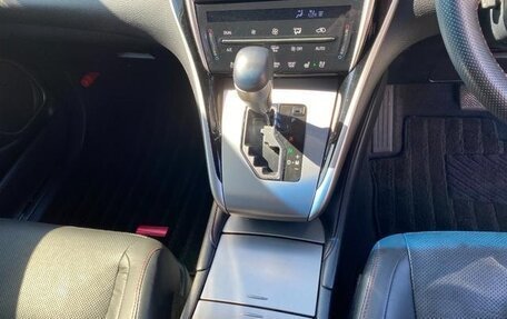 Toyota Harrier, 2020 год, 2 300 000 рублей, 18 фотография