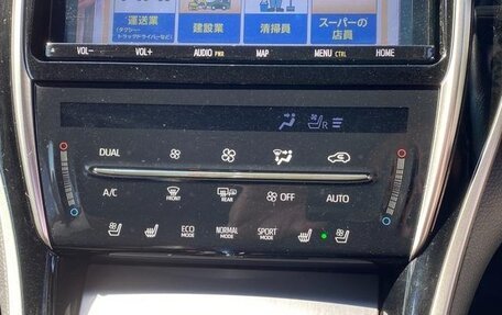 Toyota Harrier, 2020 год, 2 300 000 рублей, 22 фотография