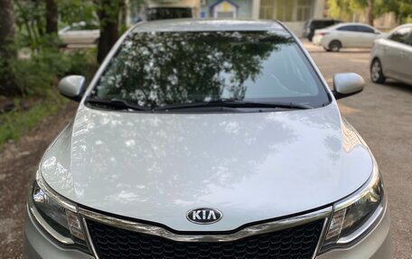 KIA Rio III рестайлинг, 2015 год, 1 045 000 рублей, 3 фотография