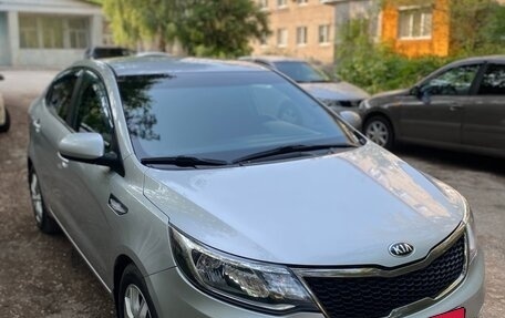 KIA Rio III рестайлинг, 2015 год, 1 045 000 рублей, 4 фотография