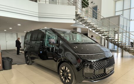 Hyundai Staria, 2025 год, 7 950 000 рублей, 3 фотография